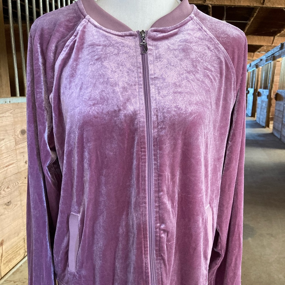 Juicy couture metallic velour jacket 😍